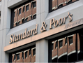 Le siège de Standard & Poor's dans le quartier financier de New York. (STAN HONDA/AFP/Getty Images).（攝影:  / 大紀元）  