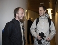 Stockholm, 16 février 2009, les fondateurs du site de The Pirate Bay, Gottfrid Svartholm Warg et Peter Sunde arrivent leur procès. Ils ont été reconnus coupables d’avoir enfreint le droit d’auteur suédois en aidant les utilisateurs d’Internet dans le monde entier à télécharger gratuitement de la musique, des films et des jeux informatiques protégés. (Bertil Ericson/AFP/Getty Images)