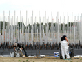 Le 17 septembre 2012, des ouvriers travaillent sur le mémorial des victimes de la catastrophe AZF qui a explosé le 21 septembre 2001 causant 31 morts et 2500 blessés. (Pascal Pavani/AFP/GettyImages)