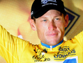 Armstrong sur le podium du tour de France en 2005. (Friedemann Vogel/Bongarts/Getty)
