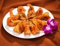 La reine des crevettes  à la cantonaise avec sa sauce soja. Sautées rapidement à feu vif, les crevettes sont cuites dans un peu d'huile préalablement assaisonnée. (Edward Dai/Epoch Times)