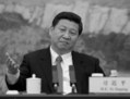 Le 5 décembre 2012, le nouveau dirigeant chinois Xi Jinping (au centre) participe à une réunion avec un groupe d’experts étrangers dans le Grand Palais du Peuple à Pékin. (Photo by Ed Jones-Pool/Getty images)
