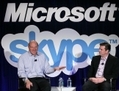 Le PDG de Microsoft, Steve Ballmer (gauche), et le PDG de Skype, Tony Bates (Justin Sullivan/Getty Images)