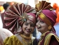Des femmes en habits traditionnels participent en mars 2012 à une procession célébrant Gudi Padwa à Mumbai. (Punit Paranjpe/ Getty Images)