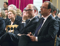 Le président François Hollande et Pierre Moscovici, ministre des Finances et du Commerce extérieur lors d’une réunion le 29 avril 2013 à l’Elysée avec des entrepreneurs français. (POOL AFP PHOTO/Michel Euler)