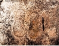 Empreintes de pas sur un rocher dans le village de Piska Nagri, à la périphérie de la ville de Ranchi, dans l'État du Jharkahnd, en Inde. Probablement vieilles de milliers d'années, ces empreintes ont été gravées dans la roche de granit par les anciens habitants de la région et sont considérées par les habitants comme celles des dieux rois Rama et Lakshmana. (Nitish Priyadarshi)