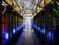 Salle de réseau dans un centre de données (AP Photo/Google, Connie Zhou)