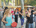 Les intermittents du spectacle dans les rues d’Aix-en-Provence le 3 juillet dernier le lendemain de l’ouverture de la 66e édition du Festival international d’art lyrique. (Boris Horvat/AFP/Getty Images)
	
