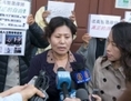 Geng He, l’épouse de Gao Zhisheng, s’adresse aux journalistes lors d’une conférence de presse dans la région de San Francisco le 7 août 2014. Gao Zhisheng, l’un des plus éminents avocats défenseurs des droits de l’homme en Chine, a récemment été libéré de prison, mais n’est pas encore libéré de toute surveillance et tout contrôle. (Ma Youzhi/Epoch Times)