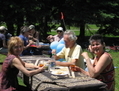 Pique-nique durant l’été 2014 du Réseau québécois pour la simplicité volontaire (RQSV) (Gracieuseté de Diane Gariépy)