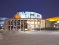 La Place des Arts resplendissant sous la neige. Shen Yun Performing Arts sera présentée à la Place des Arts de Montréal jusqu’au 11 janvier. (Evan Ning/Epoch Times/File photo)  