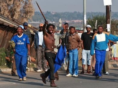 Les étrangers ne sont pas les bienvenus pour ces habitants de l’implantation sauvage de Ramaphosa, à l’est de Johannesburg. (Tebogo Letsie/IRIN)