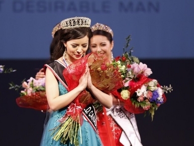 Anastasia Lin de Toronto a été nommée Miss Canada Monde lors d’une cérémonie à Vancouver le 16 mai 2015. Trois jours plus tard, elle a appris que sa famille en Chine était menacée par les forces de sécurité chinoises parce qu’elle faisait la promotion des droits de l’homme au Canada. (Andrew Chin)