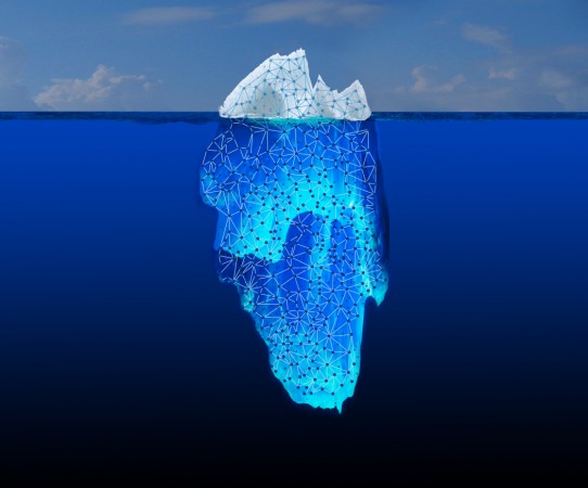 Ce que vous voyez, lorsque vous faites une recherche de base sur le web n'est que la pointe de l'iceberg. La plupart des informations sont cachées dans le « Deep Web » : le web profond (NASA / JPL-Caltech)