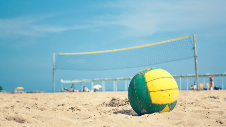 Le Beach volley, très populaire en France, compte 500 licenciés. (wikimédia)