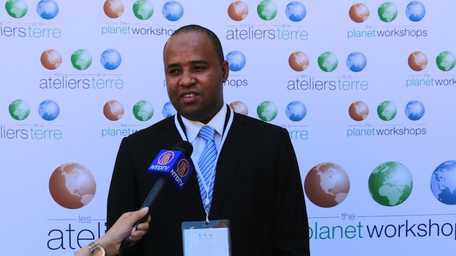 Le ministre de l'Environnement du Sénégal, Abdoulaye Baldé, interrogé lors de la Global Conference qui s'est tenue du 6 au 8 juillet du domaine du Château de Chantilly. (NTD Television)