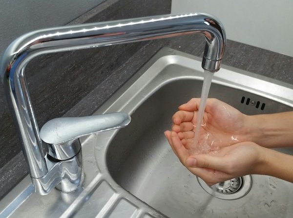 Un « tarif social » de l’eau est en expérimentation en France. (David Vives/Epoch Times)