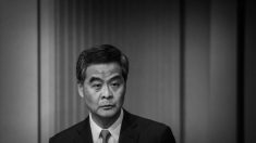Le chef de l’exécutif de Hong Kong déclare être au dessus des lois