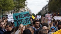 Migrants en France : initiatives locales et nationales