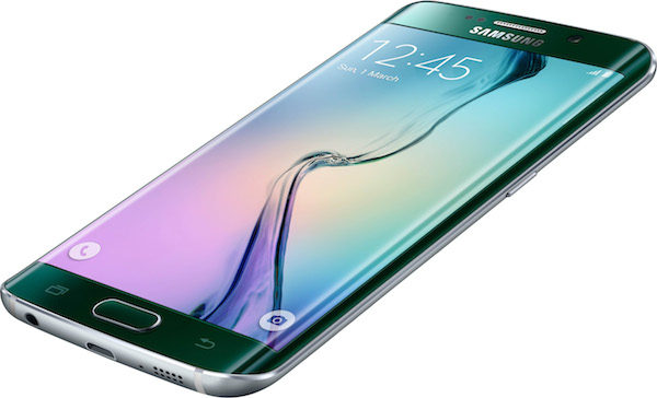 Les prochains Galaxy S7 vont suivre la même ligne de design que ses prédécesseurs. (Samsung)