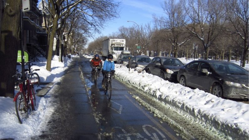 Piste cyclable de la rue Rachel en hiver (Vélo Québec)