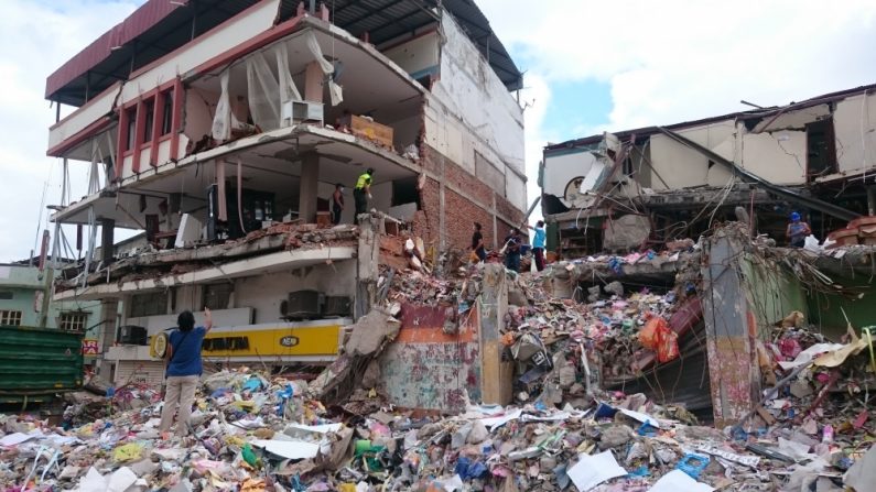 Au lendemain d’un séisme en Équateur, mai 2016 (Union Européenne/ECHO/ Hilaire Avril 2016) 