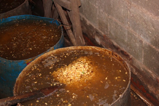 Saumure utilisée pour fermenter le tofu. (via China Quality News)
