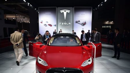 La voiture de Tesla piratée par une société de haute technologie chinoise