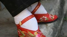 Le dernier village des femmes aux pieds bandés en Chine