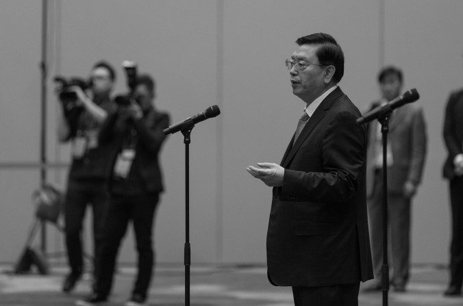 Zhang Dejiang, membre du Comité permanent du Politburo, dans le Bureau du gouvernement central à Hong Kong, le 19 mai 2016. (Jerome Favre / AFP / Getty Images)
