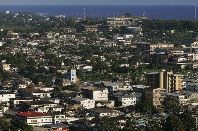La ville de Monrovia, au Liberia dans une photo d’archive. La cyberattaque du 2 novembre a déconnecté le pays entier de l'Internet mondial. (Chris Hondros/Getty Images)