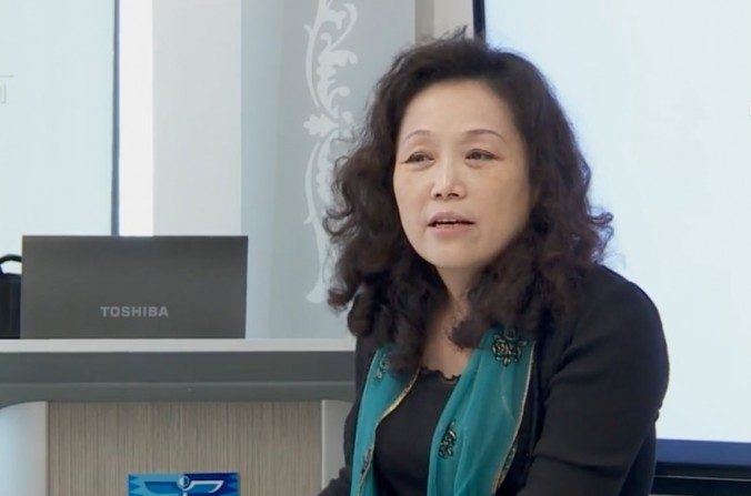 La professeure et responsable chinoise Sheng Jianhong, sous-directrice du Bureau des archives historiques de Shanghai, donnant une présentation à New York en octobre 2016. (New Tang Dynasty Television)