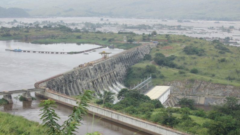 Le barrage d’Inga produit environ 1 000 MW d’électricité. International Rivers/Flickr, CC BY-NC-SA