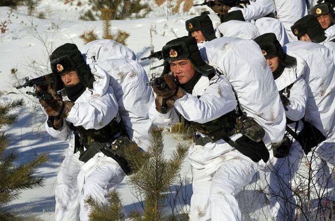 Exercices des troupes chinoises dans la province du Heilongjiang, en 2015.(STR / AFP / Getty Images)