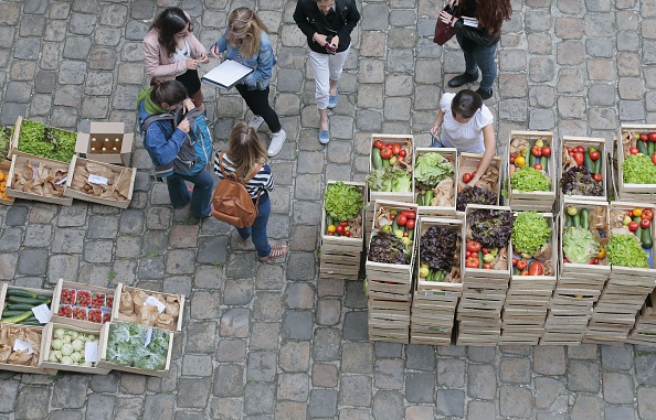 La nourriture bio et durable est de plus en plus à la mode à Paris (JACQUES DEMARTHON/AFP/Getty Images)