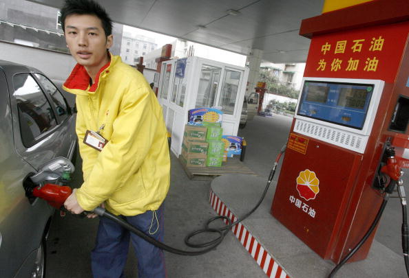 Le groupe pétrolier chinois Petrochina rêve de concurrencer le géant américain ExxonMobil. (LIU JIN/AFP/Getty Images)