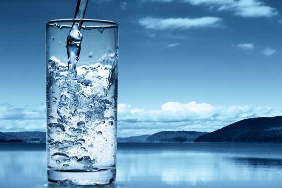 Six astuces pour une eau potable plus saine