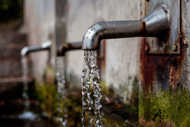 La consommation d’eau insalubre affecte la santé humaine en entraînant des maladies comme la diarrhée.(Pixabay)