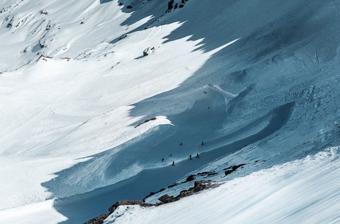 Le Glacier 3000, également connu sous le nom de glacier de Tsanfleuron, en Suisse. Ce qui est censé être les corps momifiés d'un couple disparu en 1942 a été découvert sur le glacier le 14 juillet. (Glacier 3000)
