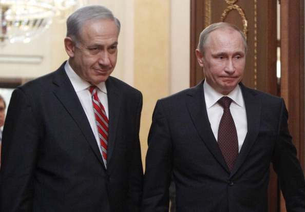 Une rencontre est prévue le 23 août prochain entre le président russe Vladimir Poutine et le Premier ministre israélien Benjamin Netanyahu à Sotchi en Russie. (MAXIM SHEMETOV/AFP/Getty Images)