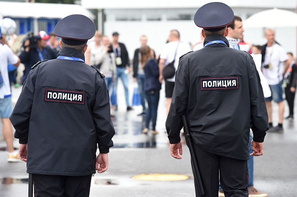 La police a abattu un homme à Sourgout en Sibérie, après qu'il a poignardé au moins  7 passants. La police a annoncé ne pas privilégier la piste de "l'attentat terroriste"(PATRIK STOLLARZ/AFP/Getty Images)