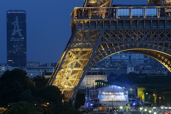 JO 2024 à Paris: les acteurs du tourisme attendent des retombées durables pour la France en termes de fréquentation et de recettes. (JEAN-SEBASTIEN EVRARD/AFP/Getty Images)