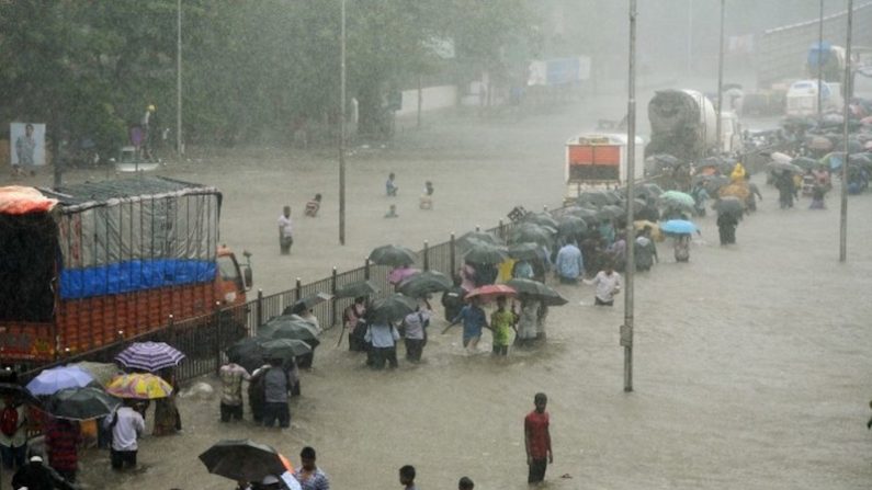 La ville de Bombay a été complètement bloquée pendant la semaine du 28 août. (Punit Paranjpe/AFP/Getty Images)