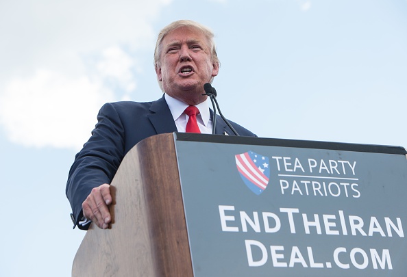 Le président Donald Trump à l'époque où il était encore candidat à la Maison Blanche, lors d'un rally organisé contre l'accord sur le nucléaire iranien.
Washington le 9 septembre 2015.   (NICHOLAS KAMM/AFP/Getty Images)