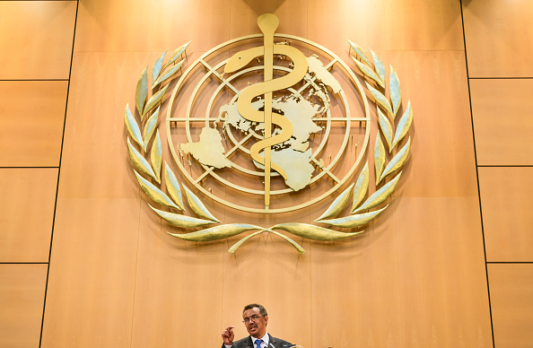 Tedros Adhanom Ghebreyesus, Directeur général de l'Organisation mondiale de la Santé (OMS), prononce son discours après son élection lors de l'Assemblée mondiale de la santé (OMS) le 23 mai 2017 à Genève. Le premier Africain à la tête de l'Organisation mondiale de la santé, l'Ethiopien Tedros Adhanom, vise à reproduire son succès en transformant le système de santé de son pays sur la scène mondiale. (FABRICE COFFRINI / AFP / Getty Images)