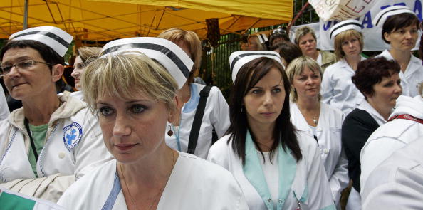 Grève du personnel médical à Varsovie en Pologne.
(JANEK SKARZYNSKI/AFP/Getty Images)
