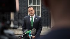 Londres adresse un ultimatum à l’Irlande du Nord