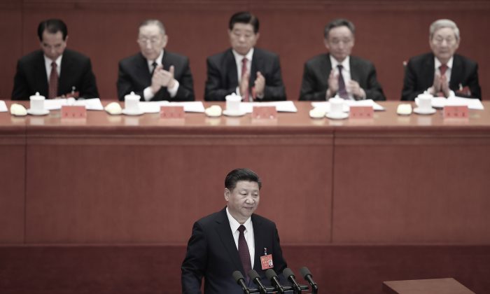Le dirigeant chinois Xi Jinping lors de l’ouverture du 19e Congrès du Parti communiste à Pékin, le 18 octobre 2017. (Photo Lintao Zhang / Getty Images)