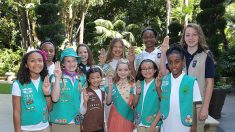 Vague anti-harcèlement : les « Girl Scouts » américaines dénoncent les bisous « forcés »