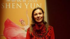 Une danseuse russe noue avec la culture de la Chine ancienne
